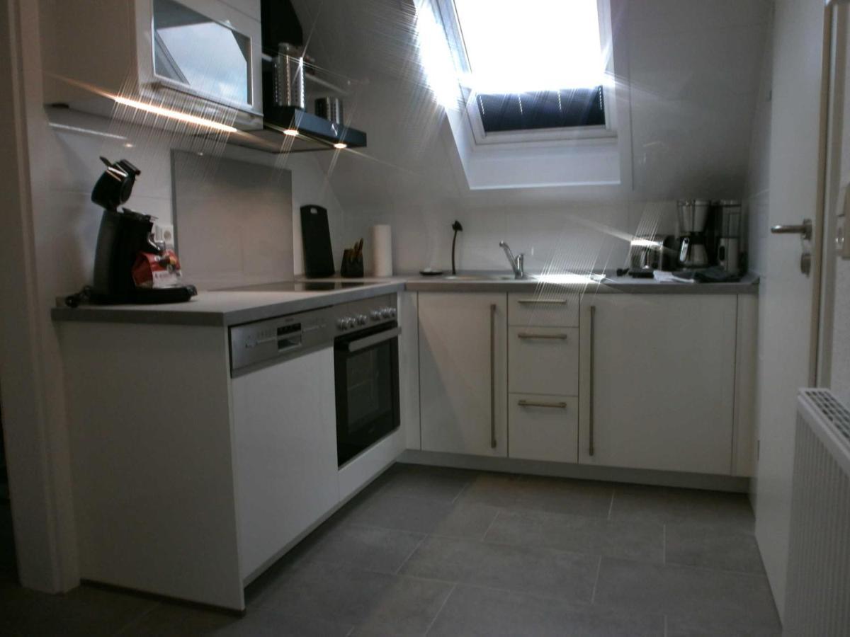 Nr 28 - Ferienwohnung Am Yachthafen Harlesiel Bagian luar foto